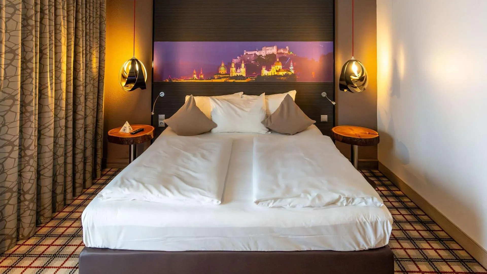Отель Mercure Salzburg City
