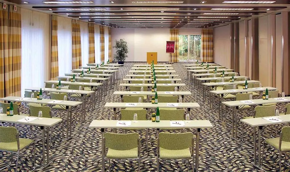 **** Отель Mercure Salzburg City Австрия