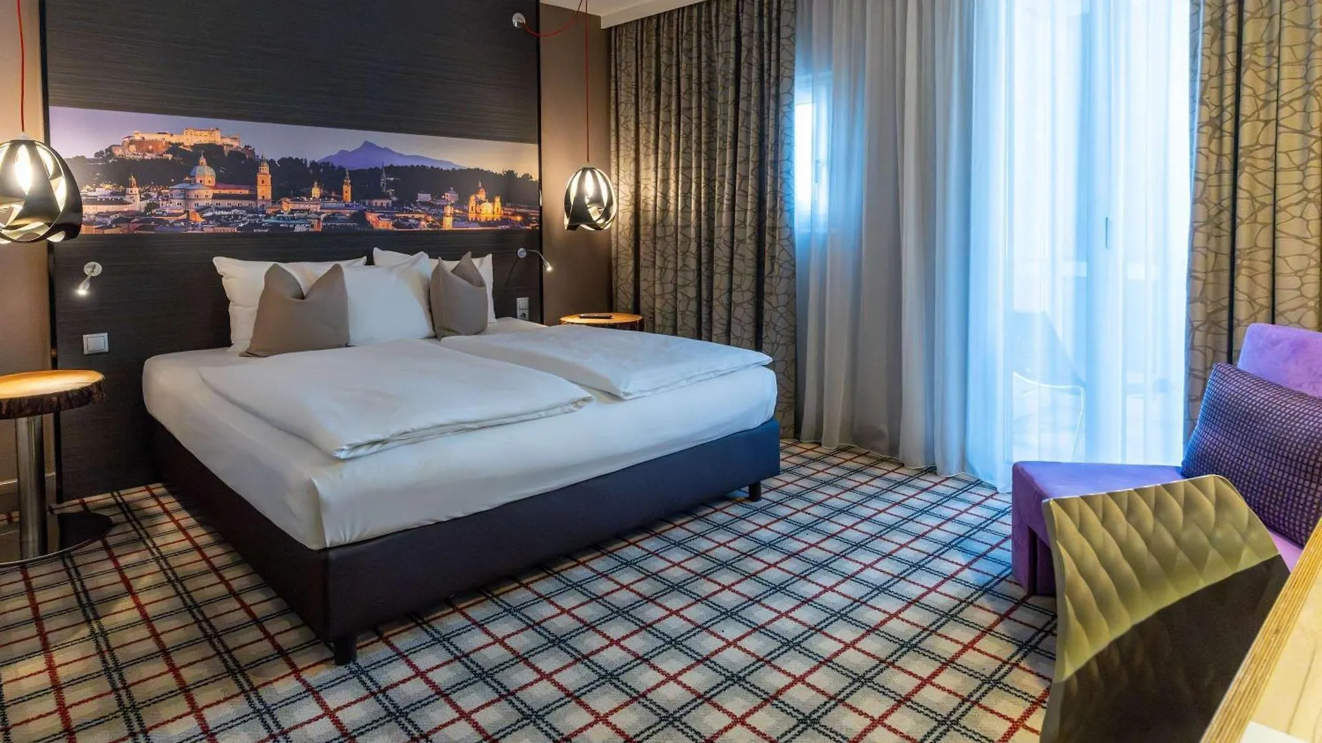 Mercure Salzburg City 4*,
